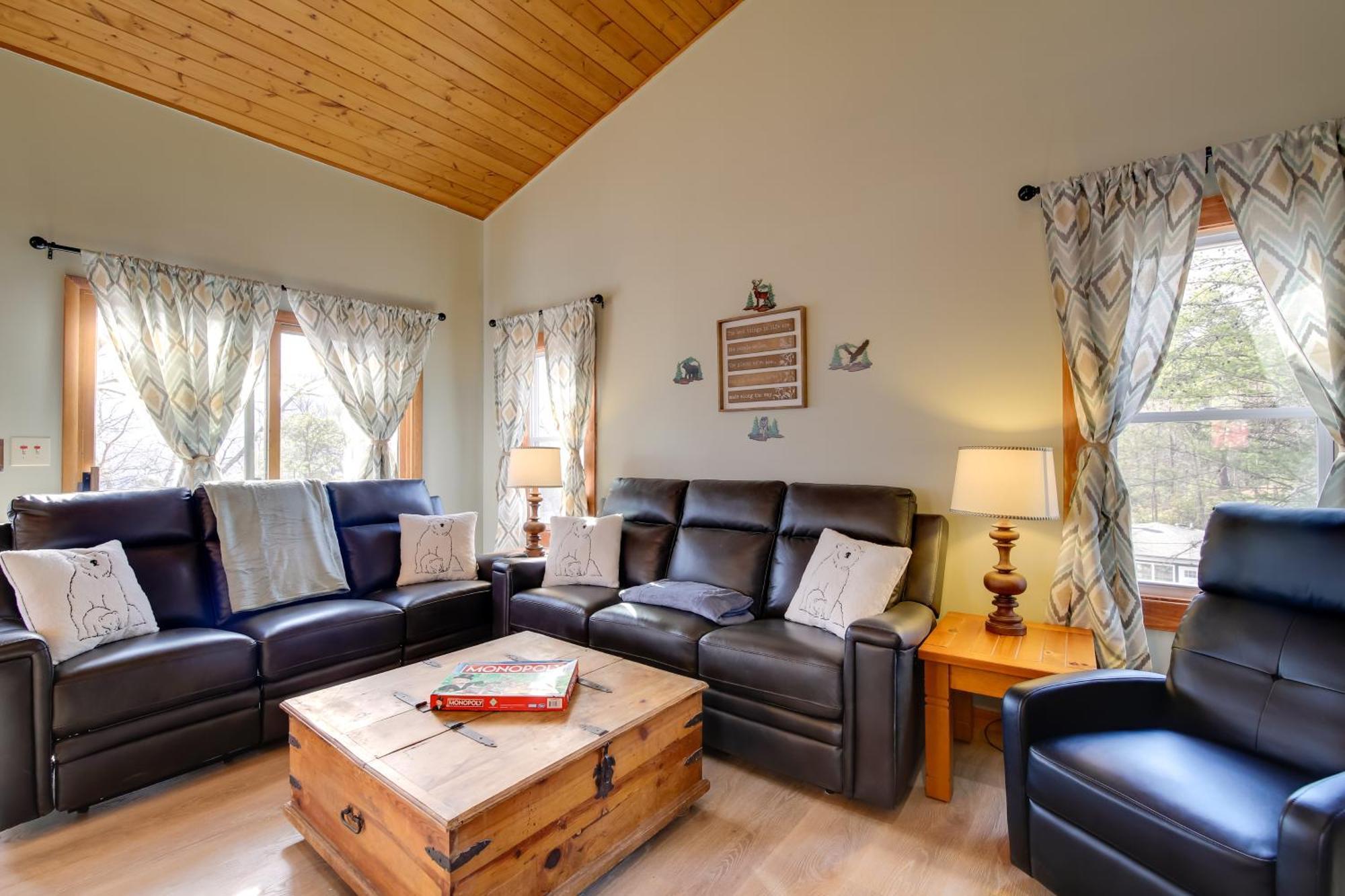Gatlinburg Mountain Cabin With Hot Tub, Deck And Games Buitenkant foto